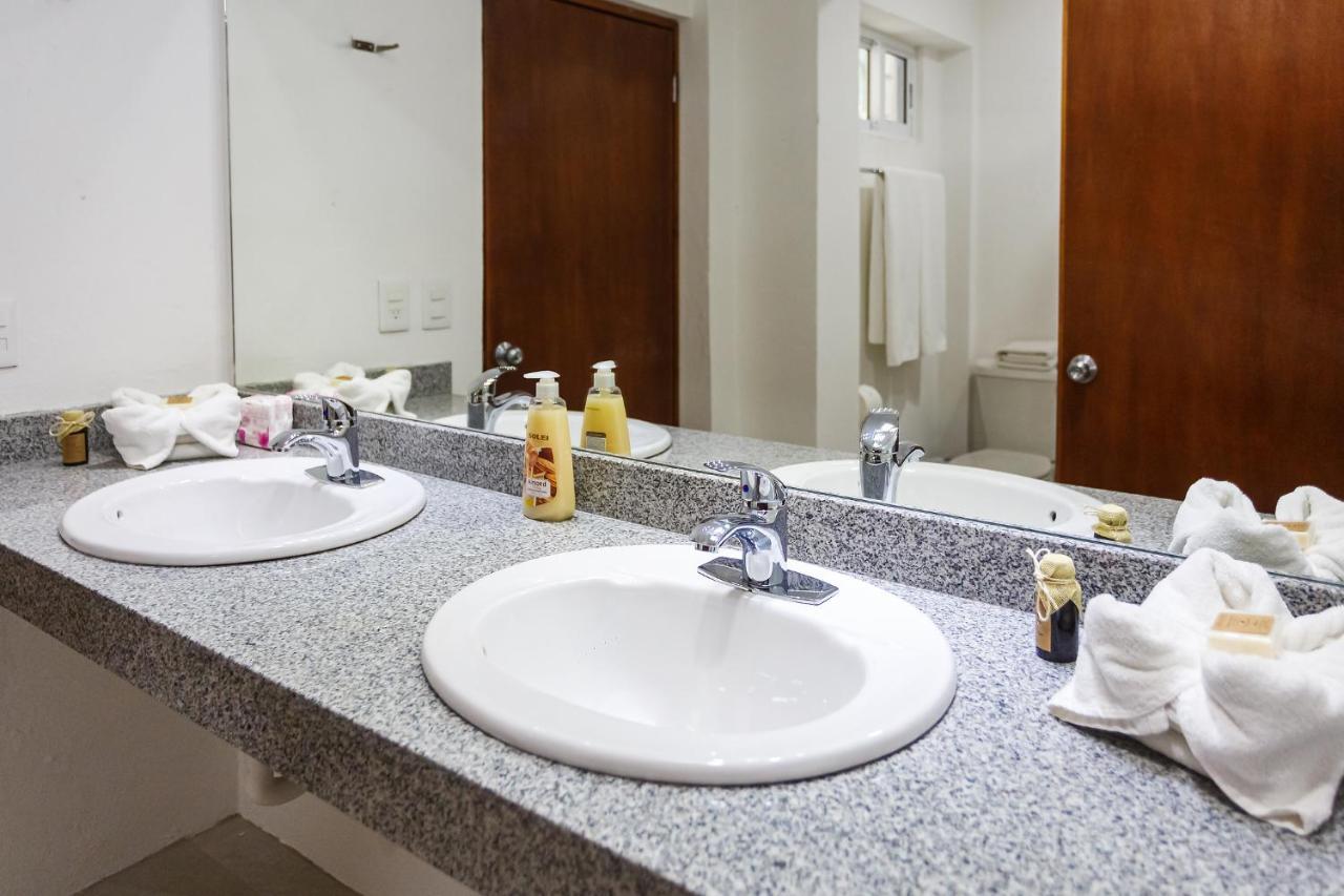 Kaam Accommodations Puerto Morelos Bagian luar foto